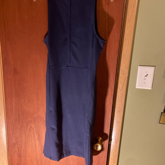 Elegant Navy Blue Sleeveless Dress. New with tags. - Picture 8 of 8